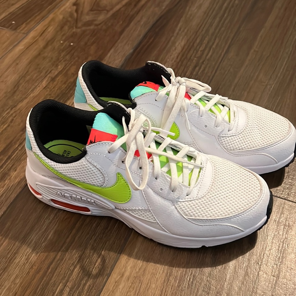 Womens Nike Air Max 90